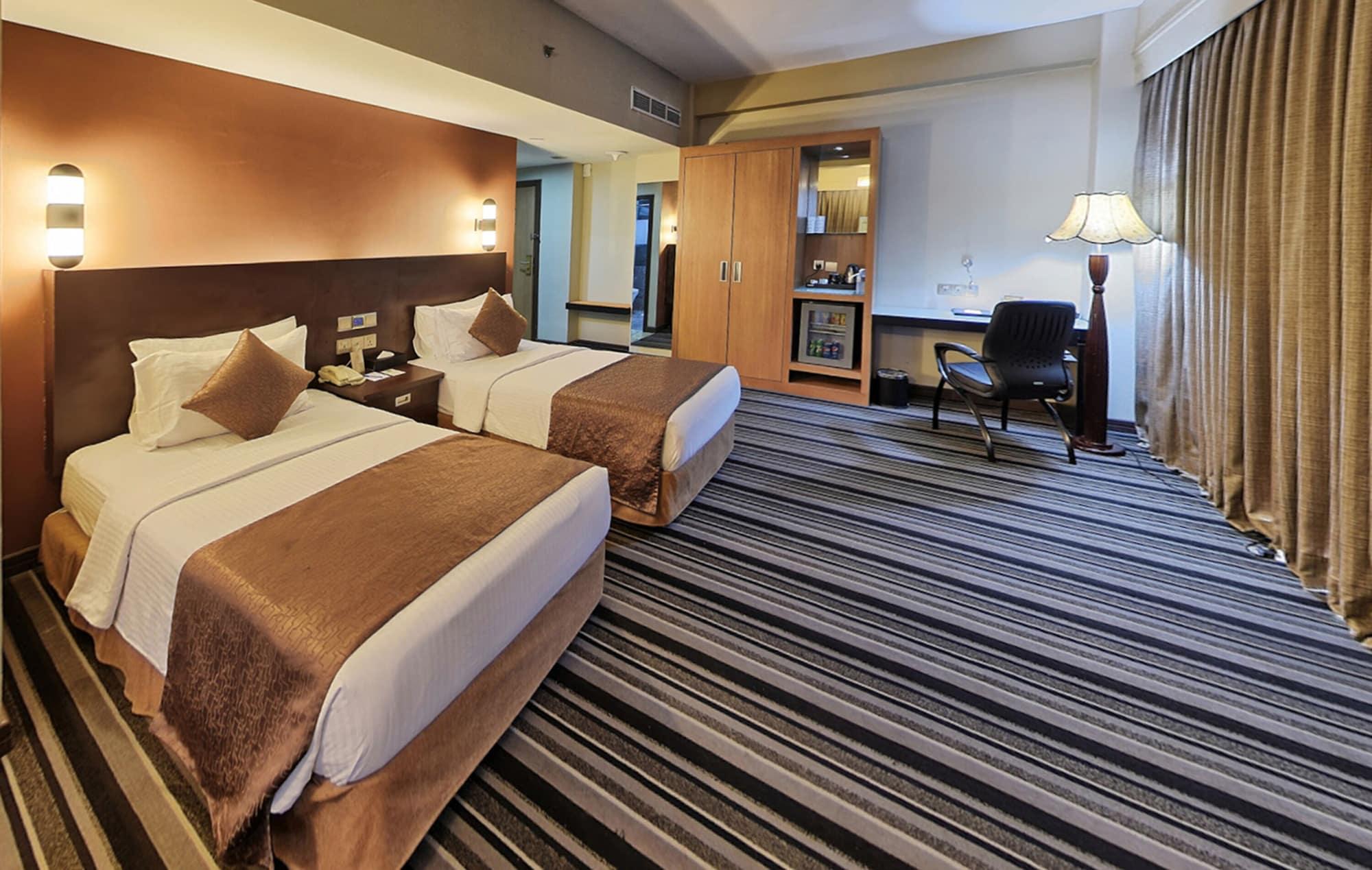 Pearl Grand Hotel Colombo Buitenkant foto