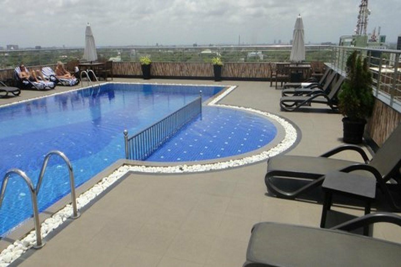 Pearl Grand Hotel Colombo Buitenkant foto